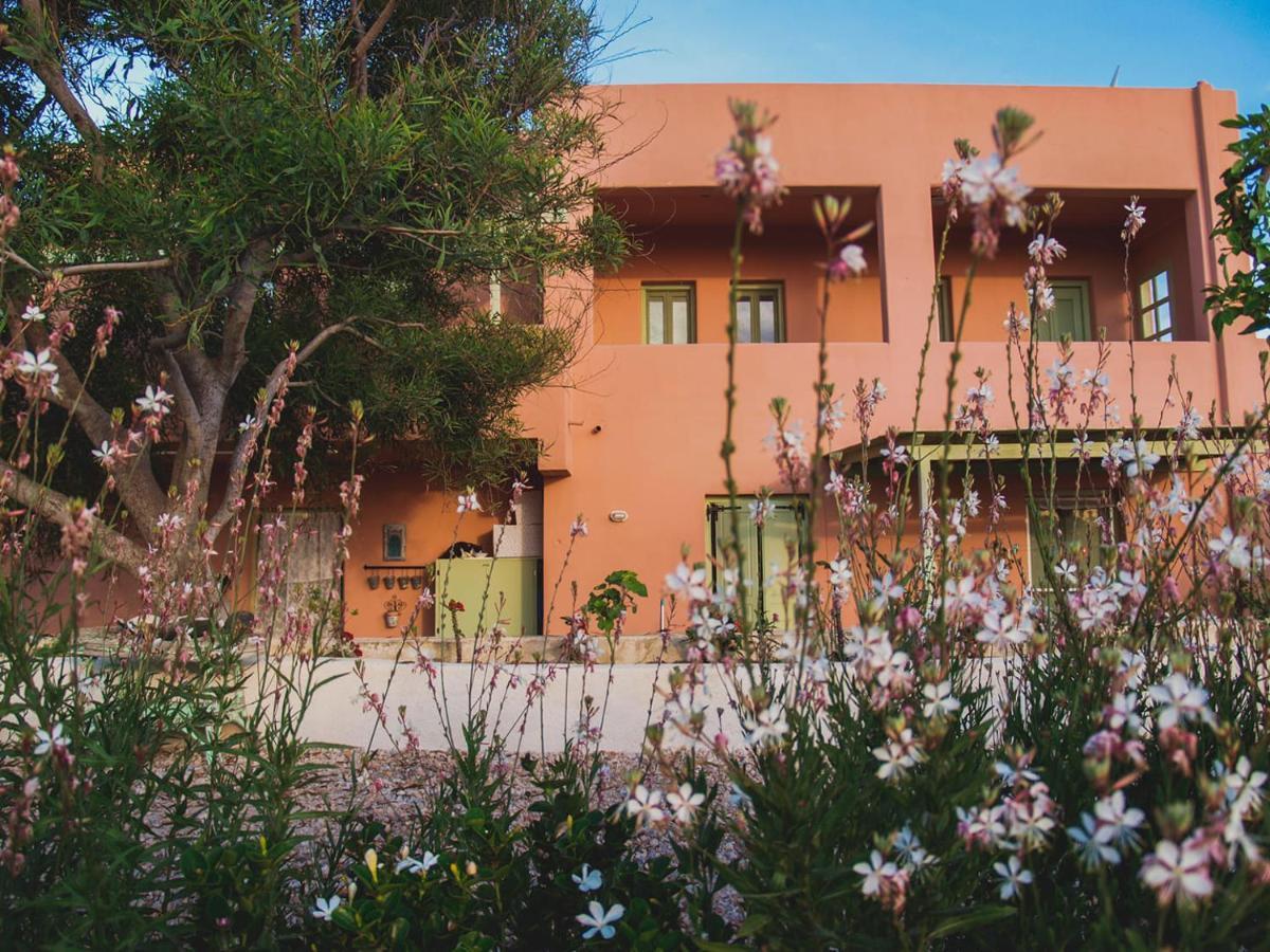 Flower And Crafts - The Eco Nature House Monolithos  Exterior photo